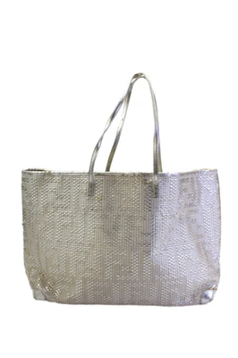 Женская кожаная сумка-тоут Fendi с геометрическим тиснением и открытой застежкой серебристая большого размера - Изображение 1 из 4