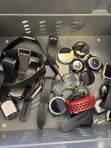 30 x Samsung Fitbit Fossil Garmin Smartwatch Untested Joblot Wholesale #J13 - Zdjęcie 1 z 9