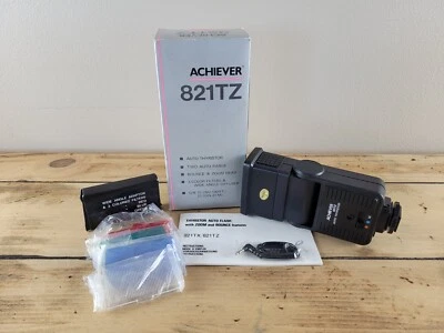 Achiever 821TZ Auto Thyristor Electronic Flash - Image 1 of 4