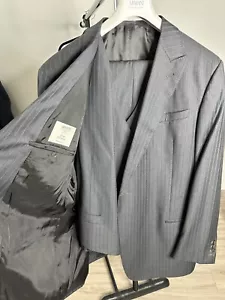 ARMANI COLLEZIONI SU MISURA men's 3 piece suit. 90% Wool. Size 48L. (s58) - Picture 1 of 20