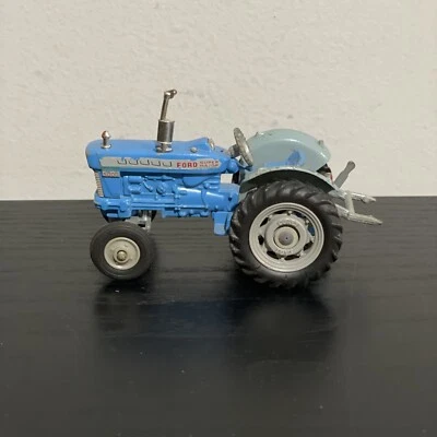 Corgi Toys 67 Ford Tractor Super Major 5000 Farm Tractor - Image 1 of 4