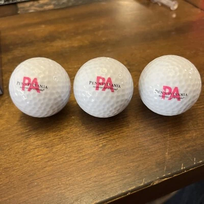 Ativa Golf Balls For Women Pink Breast Cancer Ribbon 1 Pack of 3. Foto 1 de 4