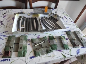 Set binari e passaggio a livello trenini - Foto 1 di 7