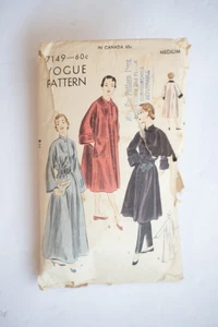 1952 Vintage Vogue 7149 House/Brunchcoat Size M 34-36 Bust--Complete - Picture 1 of 2