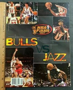 1997 HOOPS MAGAZINE NBA FINALS CHICAGO BULLS VS UTAH JAZZ *JORDAN* (AA) 92121 - Bild 1 von 3