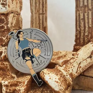 Lara Croft Tomb Raider Enamel Pin - Bild 1 von 1