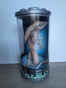 Figura Hasbro Neca Alien Chestburster Xenomorph HR Giger ALIENS Facehugger + EMBALAJE ORIGINAL - Imagen 1 de 12