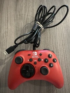 Controlador de videojuegos con cable Nintendo Switch HORIPAD (rojo) de HORI - Imagen 1 de 4