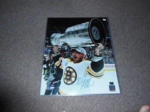 Boston Bruins Brad Marchand Signed Autographed 16x20 Cup Over Head JSA - Picture 1 of 1