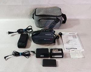 Panasonic PV-L501D Palmcorder VHS-C Camcorder Camera w/3 Batt&Charg- For Parts/R - Picture 1 of 16