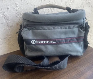 Vintage Tamrac Camera Bag Shoulder Case Black Compact Photo DSLR Travel - Picture 1 of 5