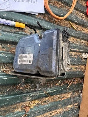 13 14 DURANGO & GRAND CHEROKEE OEM ABS ANTILOCK ANTI LOCK BRAKE PUMP W MODULE Foto 1 de 4