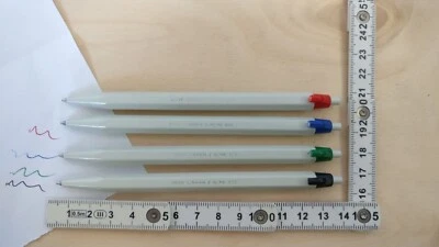 4 bolígrafos Swiss Caran d'Ache 825 coleccionables plástico de trabajo verde azul rojo Foto 1 de 4