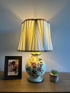 Ceramic Table Lamp bird Flowers H22*W13 Inch - Picture 1 of 4