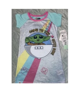 Girls Baby Yoda Nightgown Size 4/5 - Picture 1 of 1