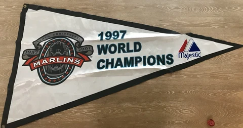 1997-2007 Florida Marlins Tenth Anniversary World Series Champions Silk Flag Cover