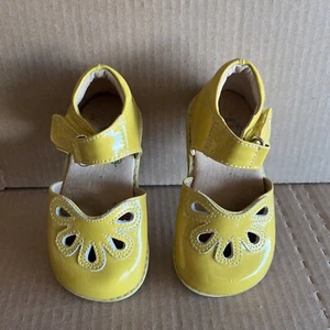 Livie & Luca Shoes Petal Mustard Yellow Size 8 Patent Leather - Picture 1 of 6