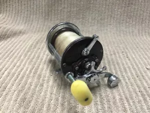 PENN SALTWATER #26 FISHING REEL STAR DRAG GOOD CONDITION Ships Free!! - Picture 1 of 7