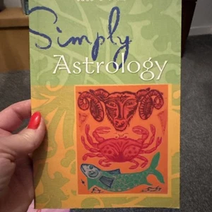 Simply Astrology... By Jackson, Janie,Jackson, Cass, Paperback,Good - Picture 1 of 2