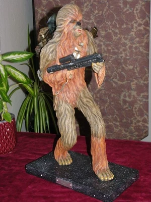 Statue Star Wars XXL 54cm Chewbacca C-3PO in Net "The Empire Strikes Back" - Photo 1/4