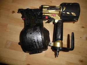 Hitachi High-Pressure Nailer NV90HMC - Picture 1 of 3