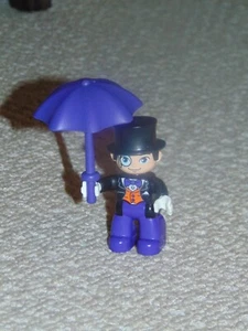LEGO DUPLO DC COMICS THE PENGUIN VILLAIN WITH UMBRELLA - FREE SHIPPING!! - Picture 1 of 3