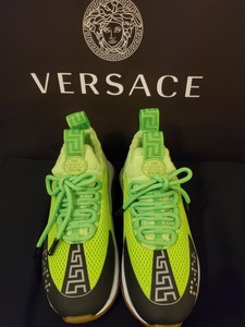 Las mejores ofertas en Zapatos Verde Versace para De mujer | eBay