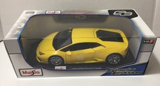 Lamborghini Huracan Coupe 1:18 Model Car Maisto Special Edition, New