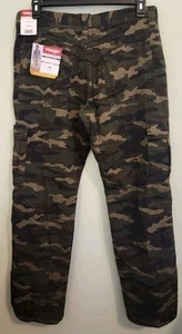 Wrangler Men's 32x32 Relaxed Fit FLEECE LINED Cargo Pants GREEN CAMO #73525 - Picture 1 of 10