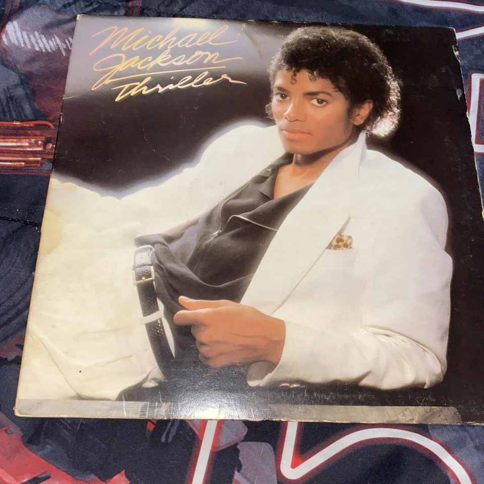 Michael Jackson Thriller Vinyl LP Record 12" Epic, 1982 poor condition - Image 1 of 4