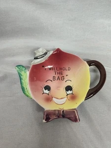 Vintage Anthropomorphic Happy Face Apple PY Tea Bag kitschy - Picture 1 of 4