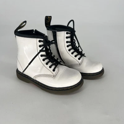 Sapato infantil Dr Martens 1460T 10 branco bota de combate couro envernizado infantil - Imagem 1 de 4