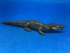Crocodile By Charbens (Br 457) Front Left Leg Missing End - Picture 1 of 9