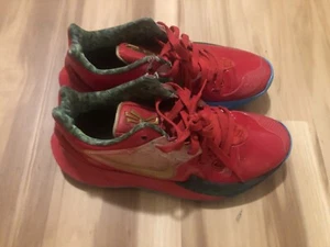 Nike SpongeBob SquarePants x Kyrie 2 Low Mr. Krabs Mens Size 7.5 NO BOX - Picture 1 of 7