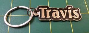 Black And Silver Name Keychain TRAVIS,  Personalized Metal Keyring , B3B7 - Foto 1 di 2