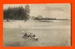 LE POULIGUEN ( 44 ) CPA / LE PASSEUR DE LOIRE / BATEAU BOAT - Foto 1 di 2