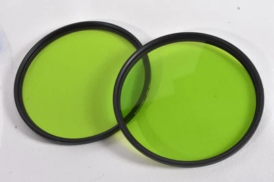 2 HELIOPAN ES 82 Green Filters - Image 1 of 3