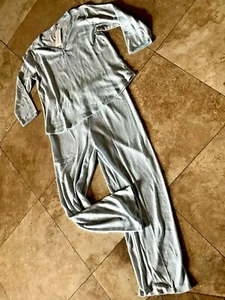 NWT LRG MISS ELAINE BLU/WHT STRIPE PAJAMAS RET $75.00 POLY/RAYON KNIT - Foto 1 di 5