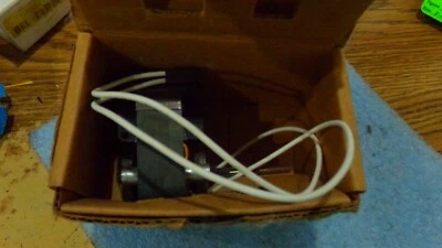 Dayton Model: 4M079A Fan and Blower Motor.    New Old Stock - Image 1 of 2