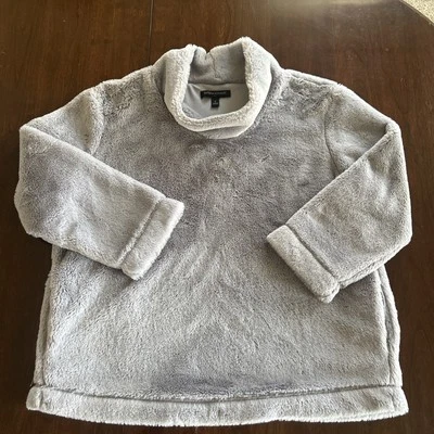 Camisa Suéter Pullover Banana Republic Piel Sintética Gris Cuello Simulado Talla S Bolsillos Foto 1 de 4