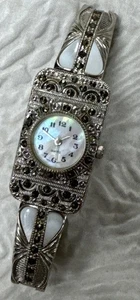 Orologio Vintage Argento Sterling e Marcasite Ornato Metallo Funzionamento Quarzo Giappone Movt - Foto 1 di 16