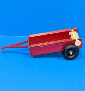 Vintage Ertl 1/16 Scale IH International Harvester Manure Spreader - Picture 1 of 8