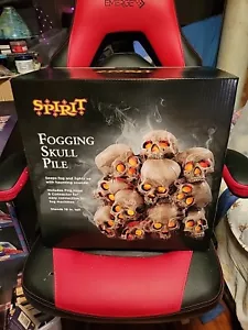 Spirit Halloween Fogging Skull Pile Prop Fog Machine Accessory Brand New - Picture 1 of 8