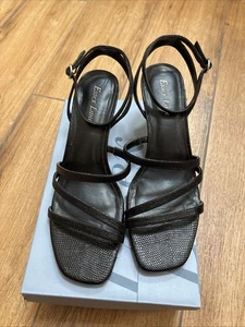 Tacones Essex Lane Madalie Lagarto Negro Tirantes al Tobillo Talla 9.5 Usados en Excelente Condición - Imagen 1 de 7