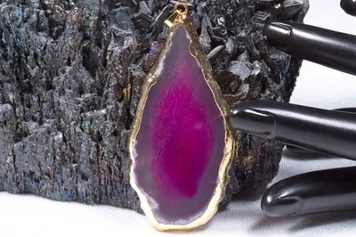 Edelstein Achat Anhänger Rosa zwischen ca. 5cm-7cm ohne Halskette - Bild 1 von 3