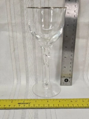 7.5 英寸 LENOX 节奏水晶高脚杯带银色/铂金边,扭转杆 — 第 1/3 张图片