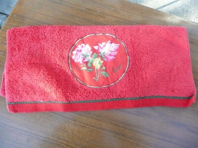 serviette de toilette à décors  de fleurs marque KENZO - Photo 1/4