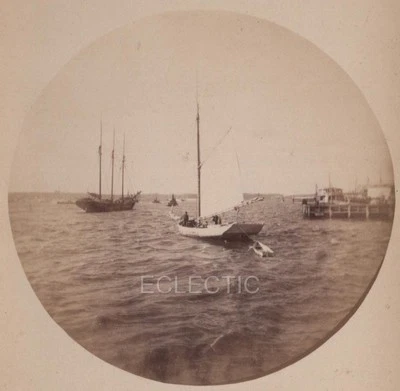1800s NEW YORK CITY Kodak #2 Round Photo - North up Hudson River Sailboats Pier - Image 1 of 3