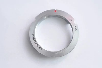 Adaptador de montaje Voigtlander LTM-M 35 mm - 135 mm Foto 1 de 2