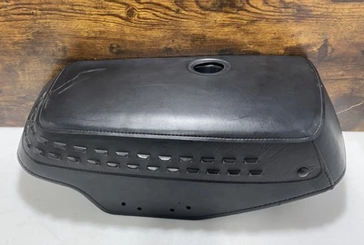 2018-2024 Harley-Davidson Softail Heritage 经典右手鞍袋盖 — 第 1/4 张图片